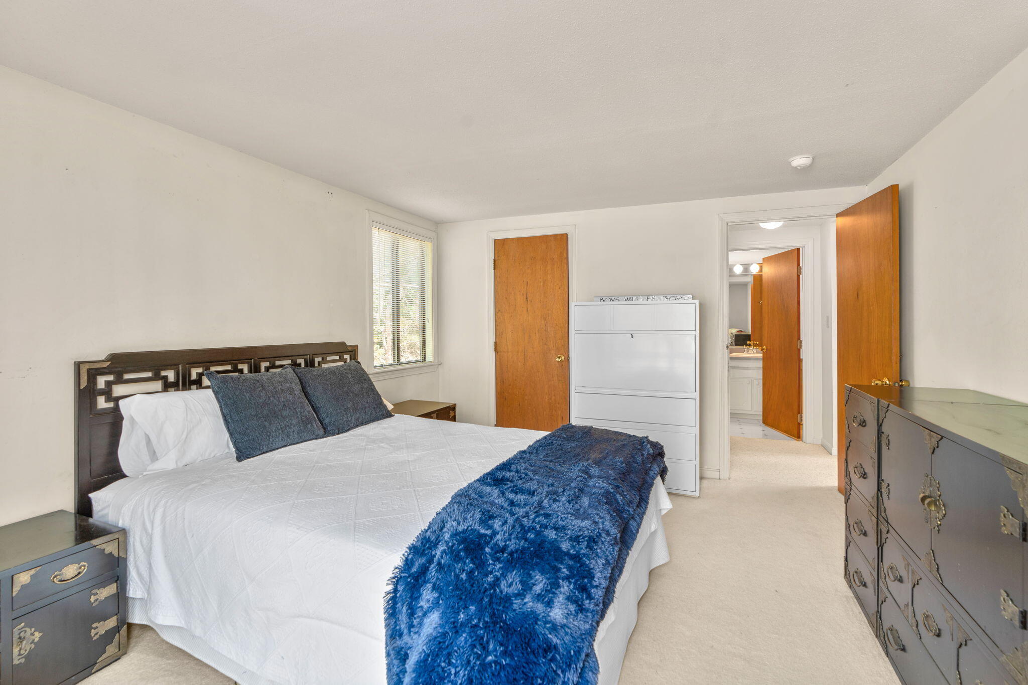 213 Fells Pond Road Mashpee MA 02649