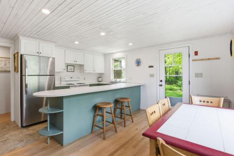 21 Town Hall Road Truro MA 02666