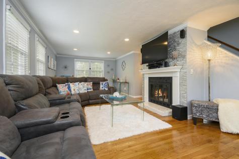 9 Queens Way Sandwich MA 02563