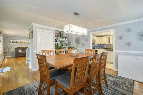 9 Queens Way Sandwich MA 02563