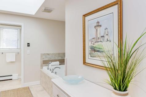 21 Heathberry Road Dennis MA 02638