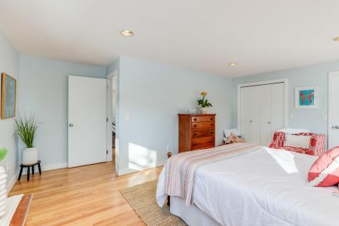 21 Heathberry Road Dennis MA 02638