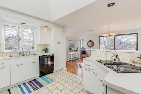 21 Heathberry Road Dennis MA 02638