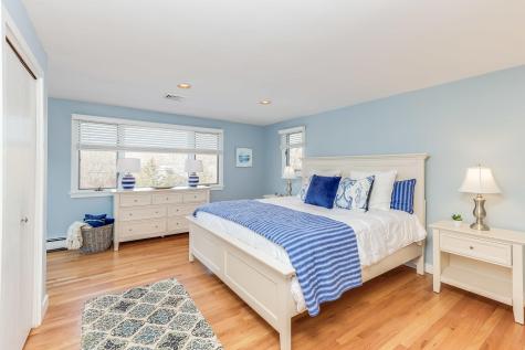 21 Heathberry Road Dennis MA 02638