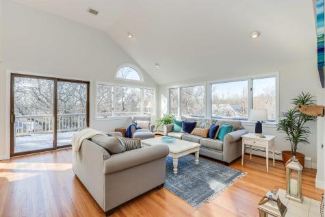 21 Heathberry Road Dennis MA 02638