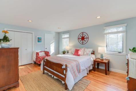21 Heathberry Road Dennis MA 02638
