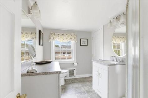 64 Wapping Road Kingston MA 02364