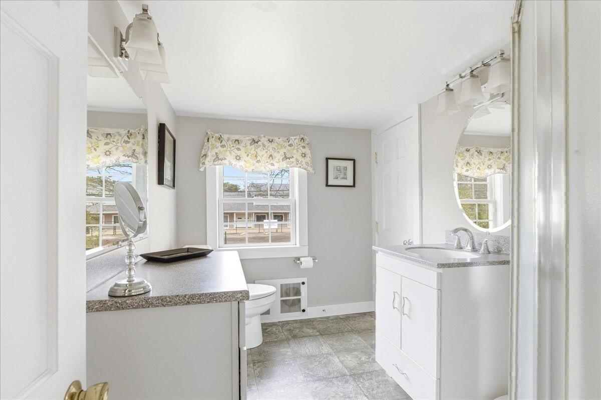 64 Wapping Road Kingston MA 02364