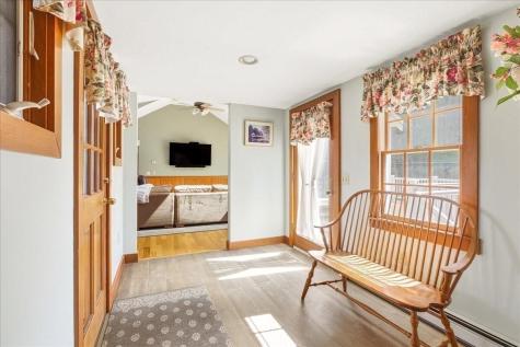 64 Wapping Road Kingston MA 02364