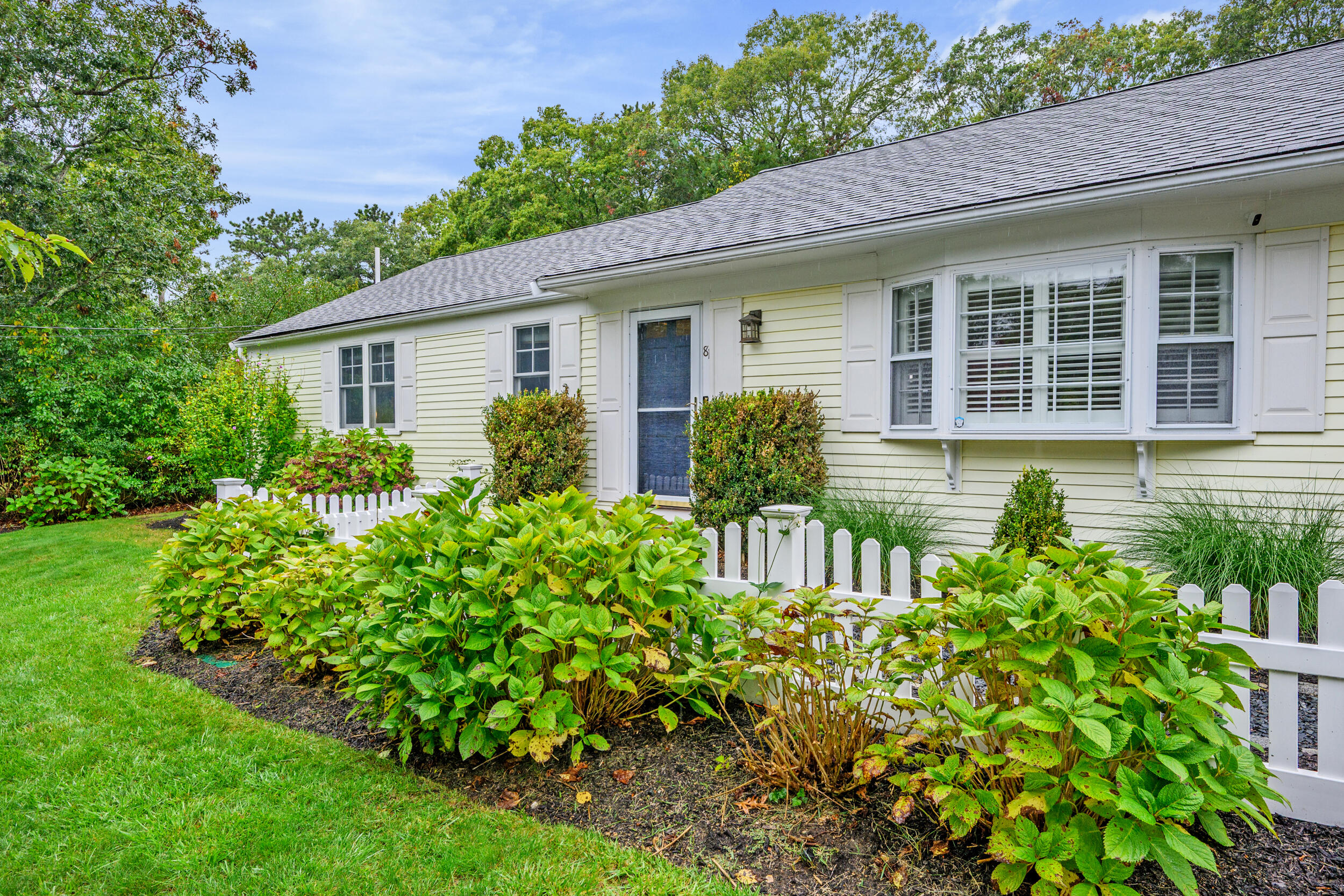 81 Monomoy Circle Barnstable MA 02632