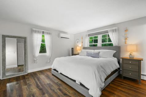 81 Monomoy Circle Barnstable MA 02632