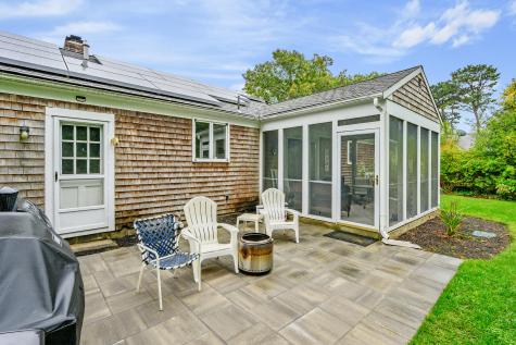 81 Monomoy Circle Barnstable MA 02632