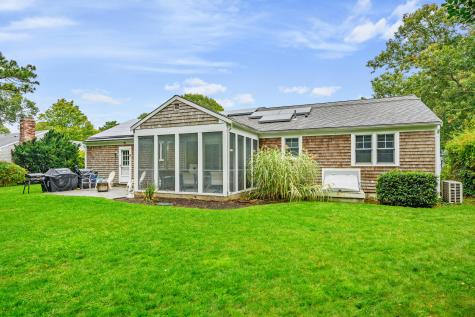 81 Monomoy Circle Barnstable MA 02632