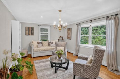 68 Front Street Oak Bluffs MA 02557