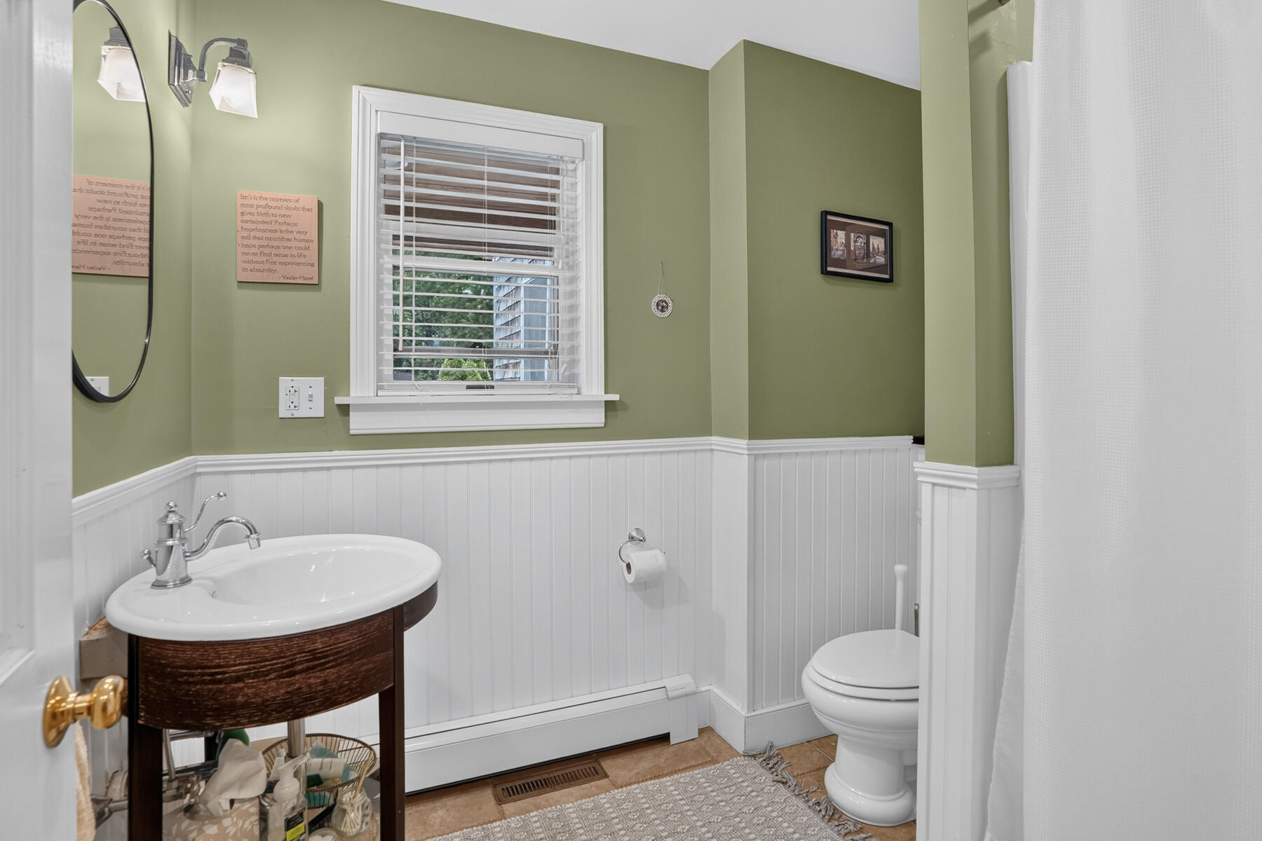 68 Front Street Oak Bluffs MA 02557