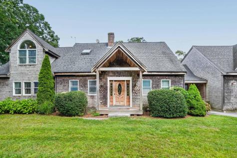 68 Front Street Oak Bluffs MA 02557