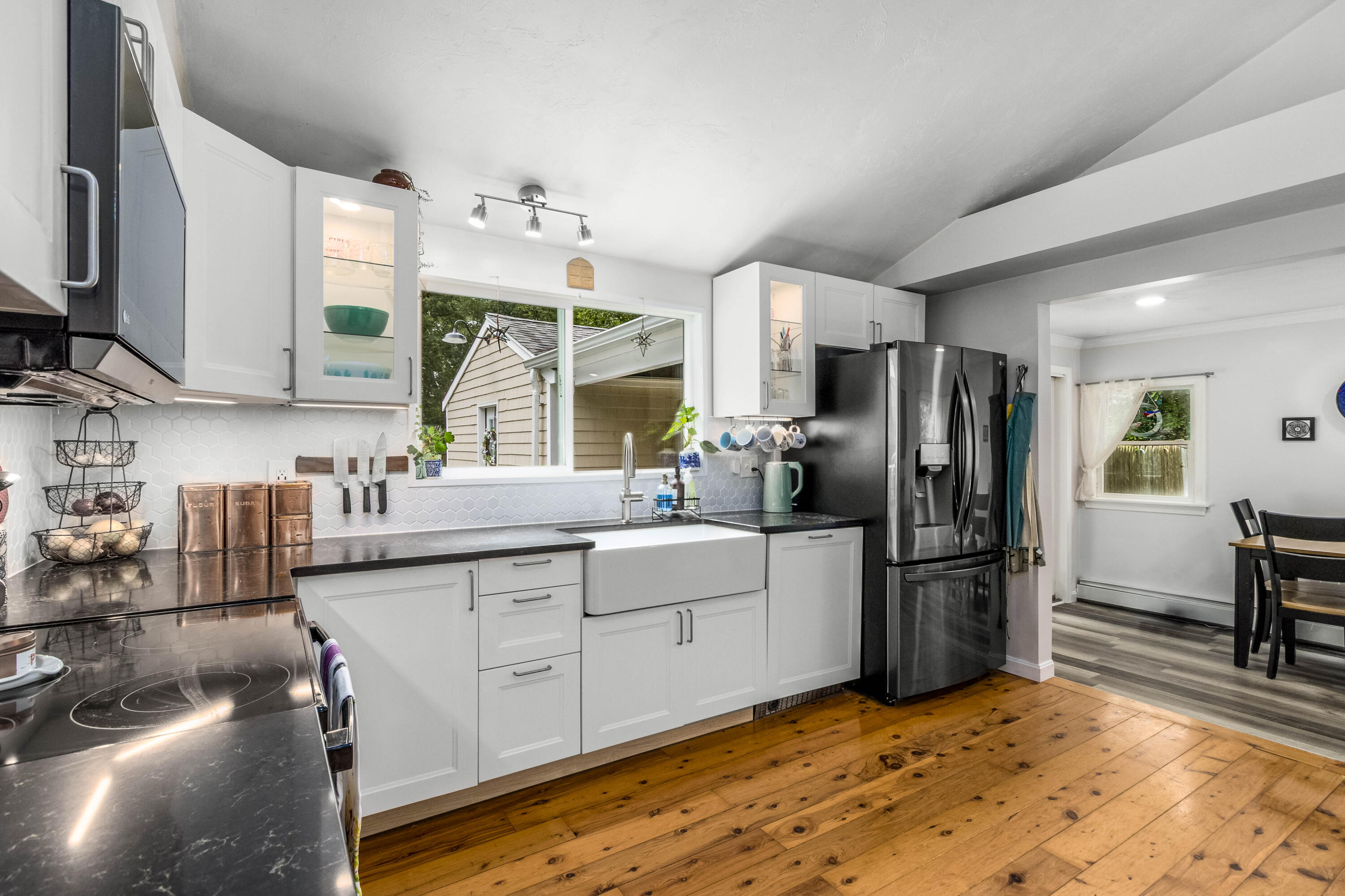 23 Highview Avenue Mashpee MA 02649
