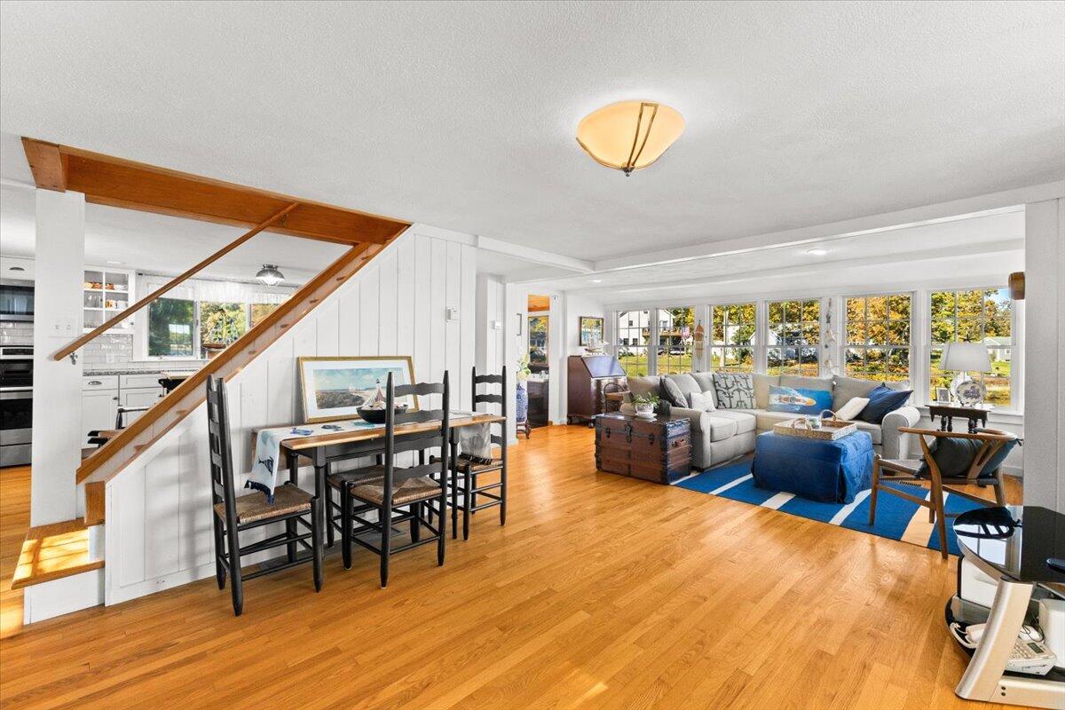 6 Allen Avenue Wareham MA 02571