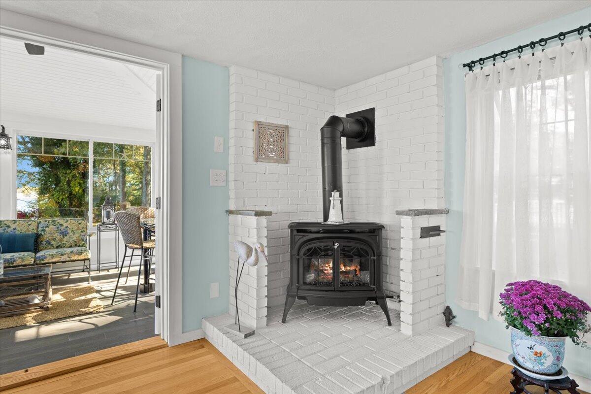 6 Allen Avenue Wareham MA 02571