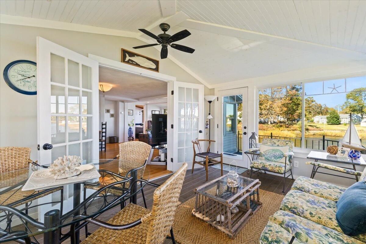 6 Allen Avenue Wareham MA 02571