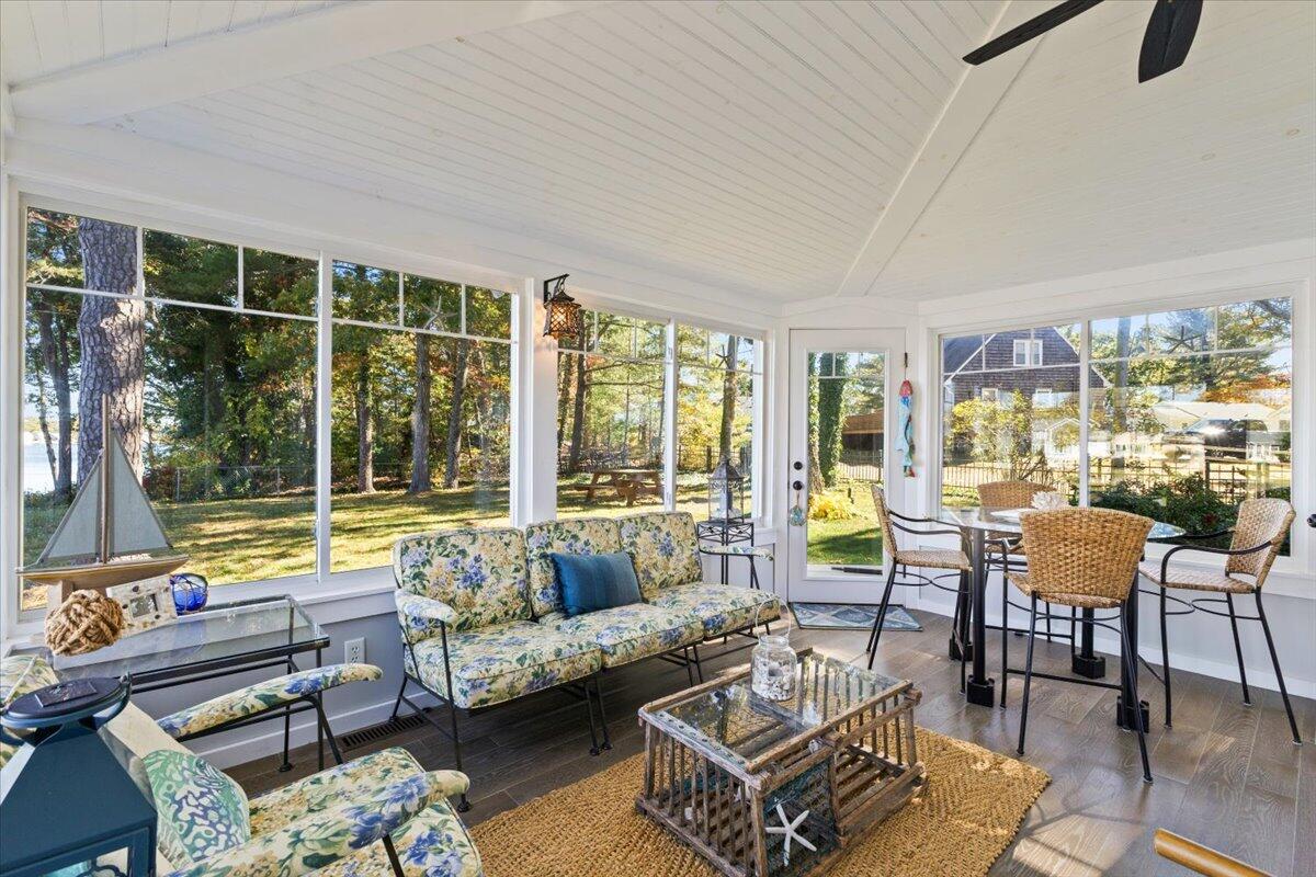 6 Allen Avenue Wareham MA 02571