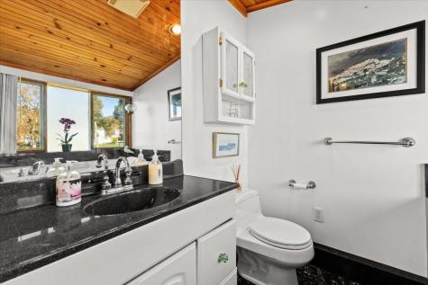 6 Allen Avenue Wareham MA 02571