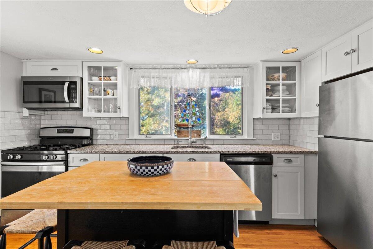 6 Allen Avenue Wareham MA 02571