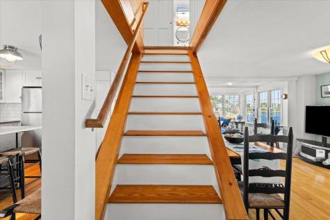 6 Allen Avenue Wareham MA 02571