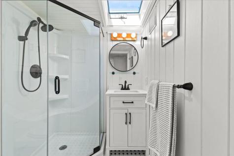 6 Allen Avenue Wareham MA 02571