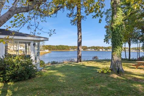 6 Allen Avenue Wareham MA 02571