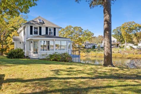 6 Allen Avenue Wareham MA 02571