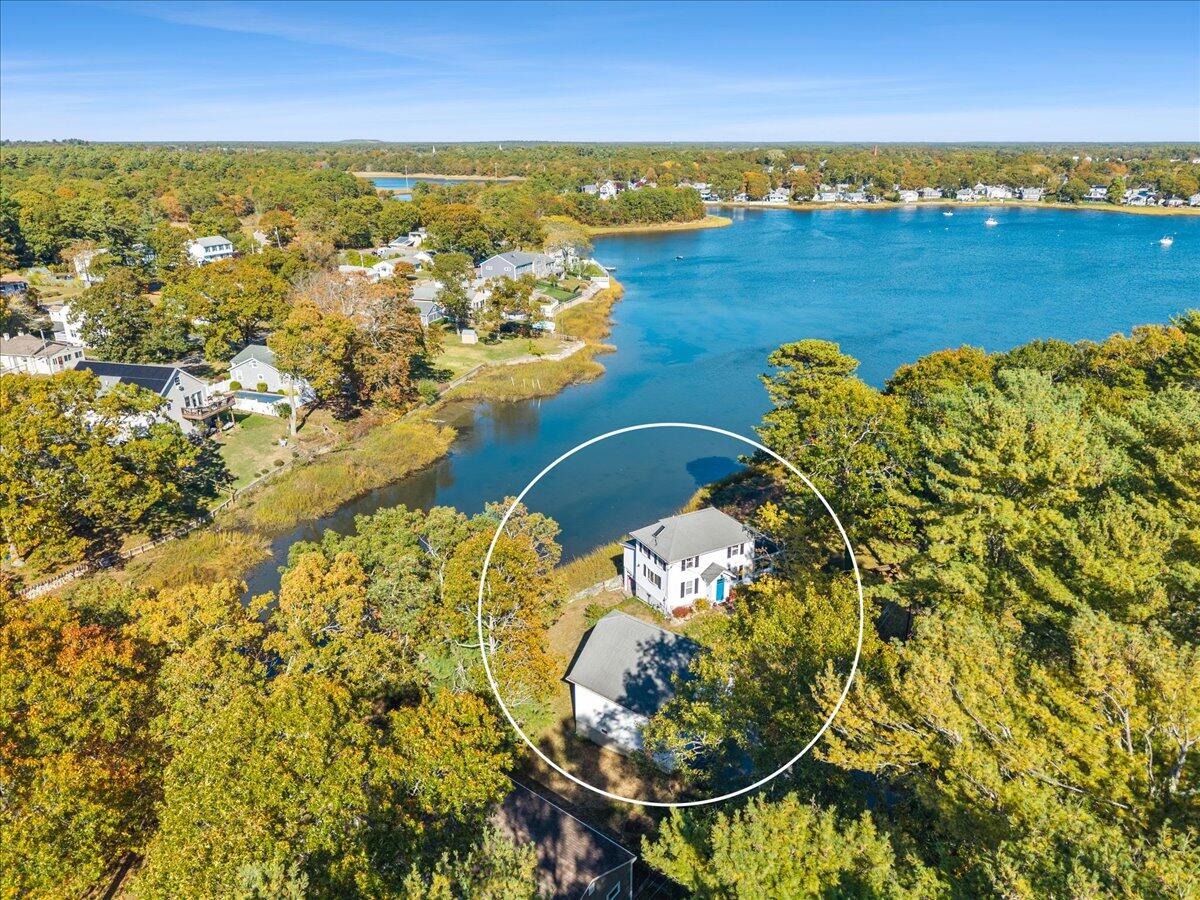 6 Allen Avenue Wareham MA 02571