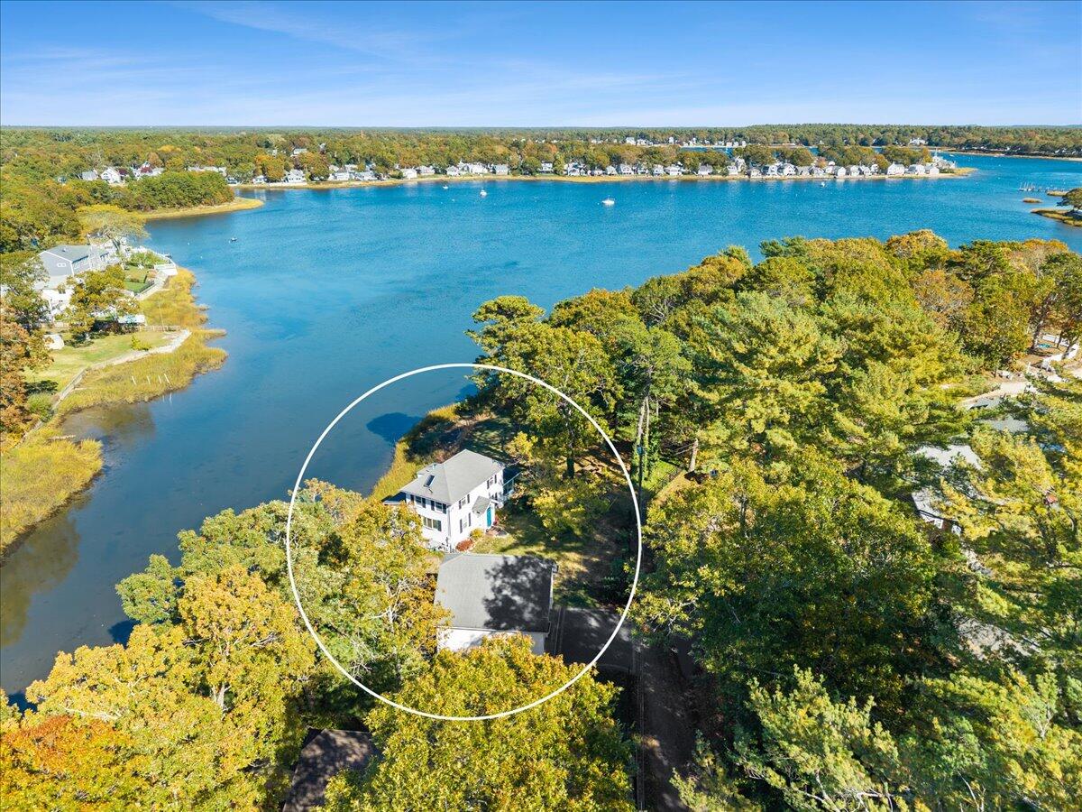 6 Allen Avenue Wareham MA 02571