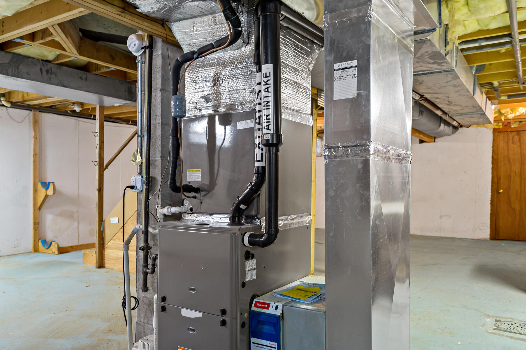 426 Old Post Road Barnstable MA 02635