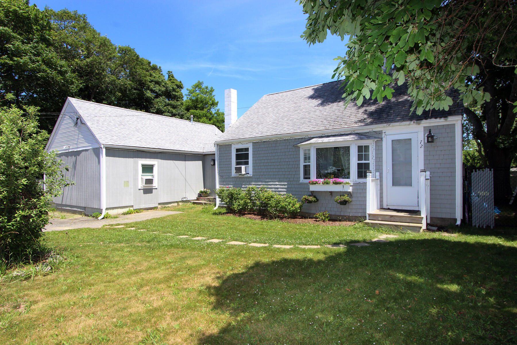 72 Grove Street Barnstable MA 02601