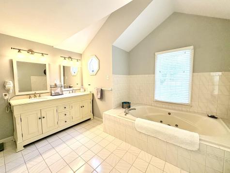 81 Redberry Lane Barnstable MA 02648