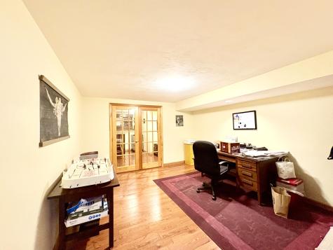 81 Redberry Lane Barnstable MA 02648