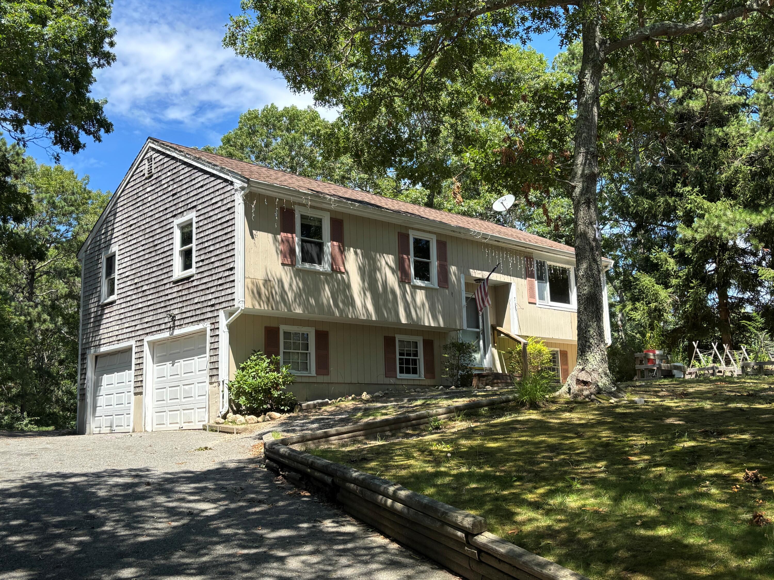 7 Emerald Way Forestdale MA 02644