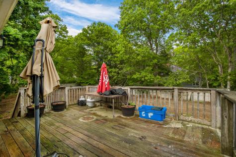 30 Fresh Pond Circle Plymouth MA 02360