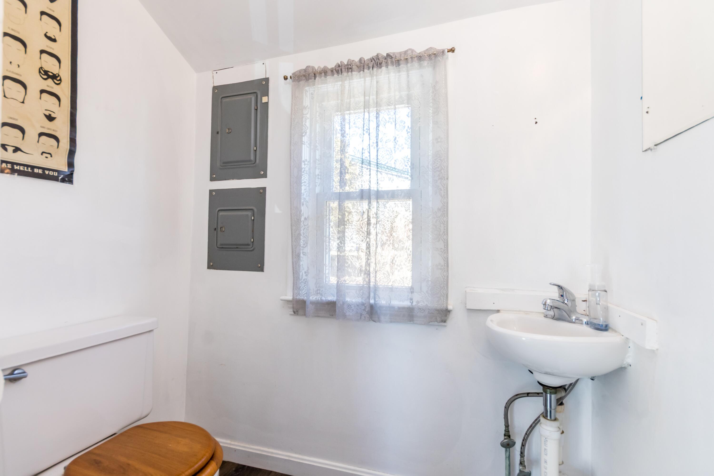1772 Main Street Chatham MA 02633