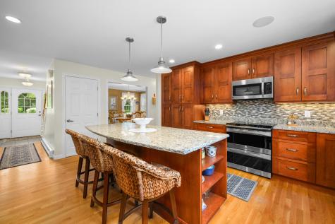 91 Williston Road Sagamore Beach MA 02562