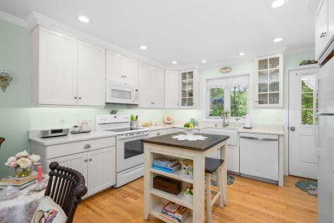 91 Williston Road Sagamore Beach MA 02562