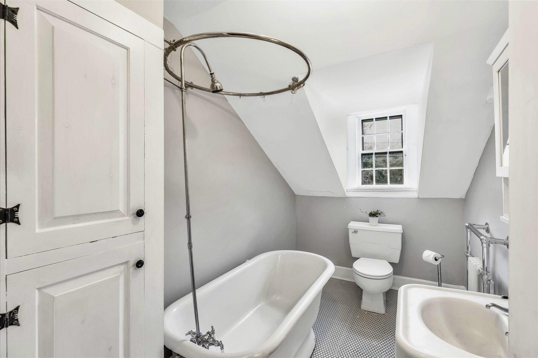 203 County Road Bourne MA 02532