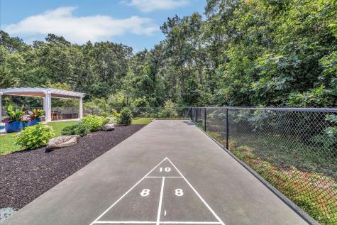 7 Winnies Way Sandwich MA 02537