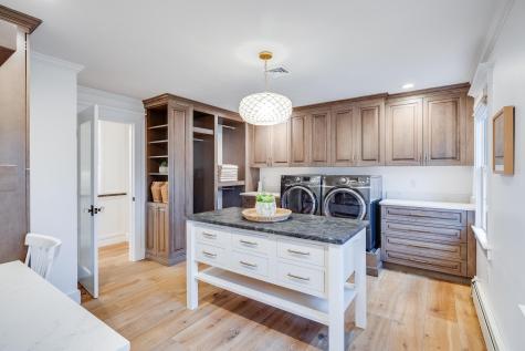 7 Winnies Way Sandwich MA 02537