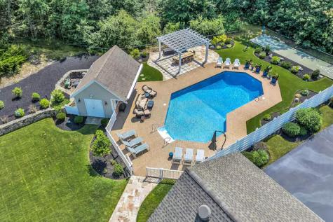 7 Winnies Way Sandwich MA 02537