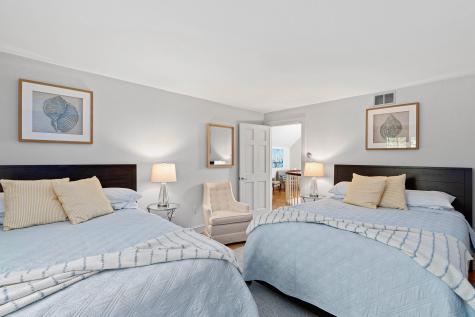 25 Mill Pond Way Falmouth MA 02536