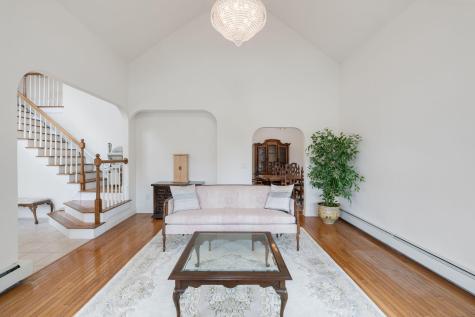 276 Shore Street Falmouth MA 02540