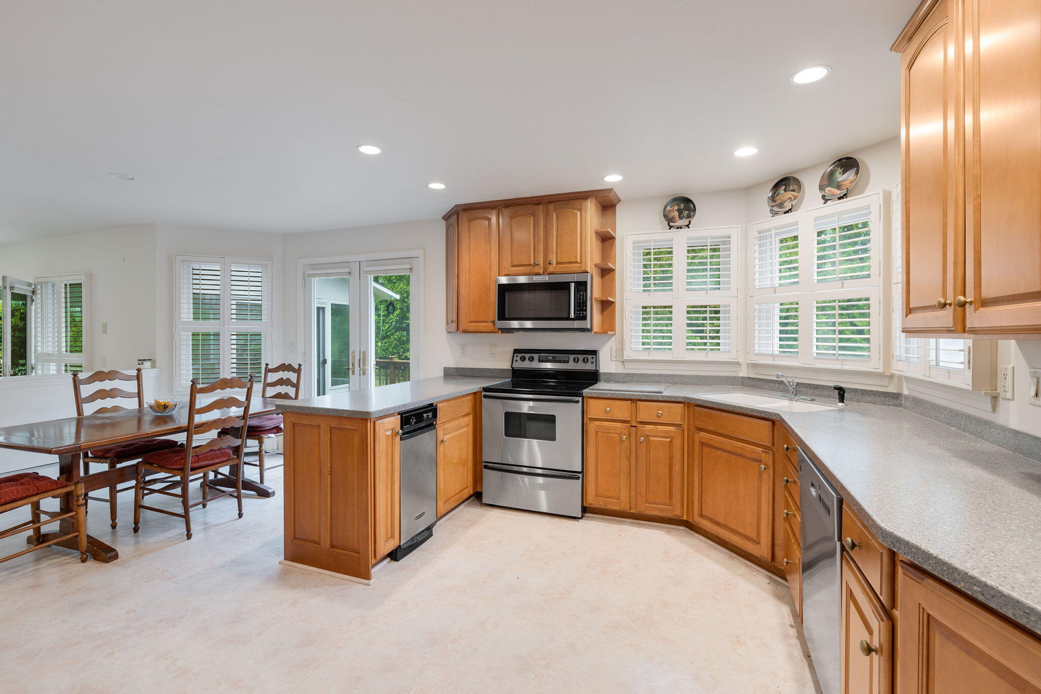 276 Shore Street Falmouth MA 02540