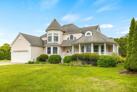 276 Shore Street Falmouth MA 02540